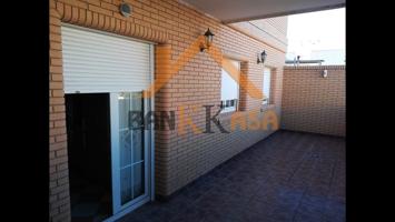 VIVIENDA SOBRE ALMACÉN EN VENTA EN SANTA MARÍA DEL ÁGUILA photo 0