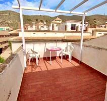 Estupendo duplex en Torrenueva, listo para vivir o rentabilizar. photo 0