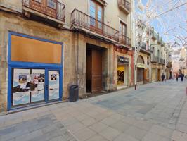 Edificio muy céntrico en venta en C- de la Cort, Valls. photo 0