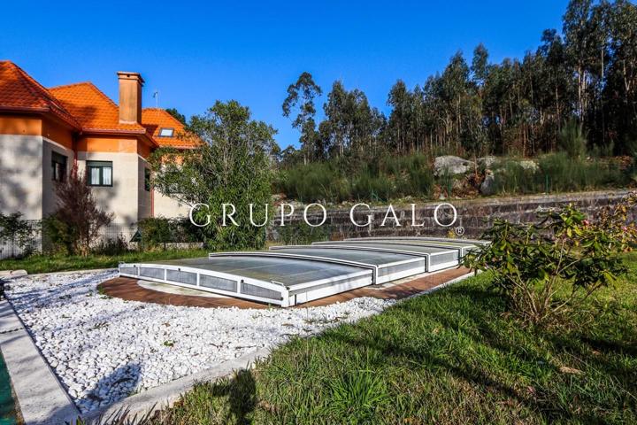 Casa - Chalet en venta en Gondomar de 328 m2 photo 0