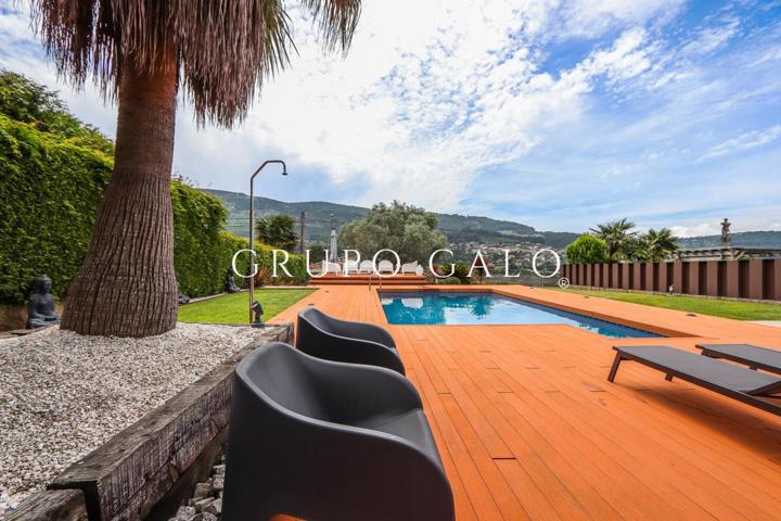 Casa - Chalet en venta en Gondomar de 506 m2 photo 0