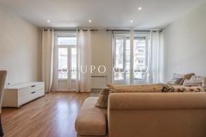 Piso en alquiler en Vigo de 70 m2 photo 0