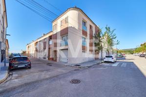 Estilo de Vida Rural en Sant Jaume dels Domenys: Tu Nueva Casa con Posibilidad de Ascensor photo 0