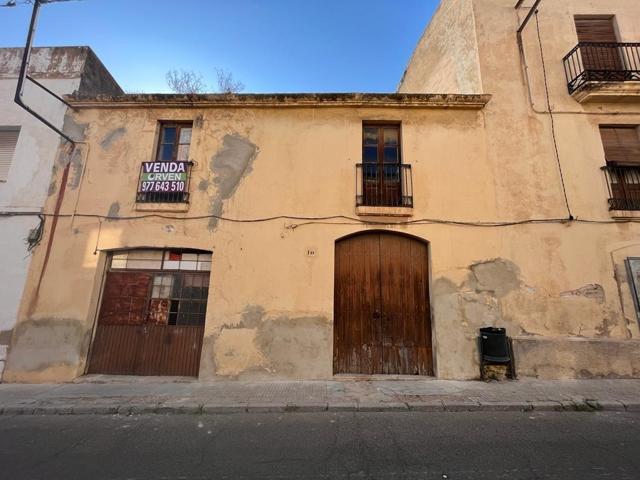 SOLAR EN VENTA EN EL CENTRO DE TORREDEMBARRA photo 0