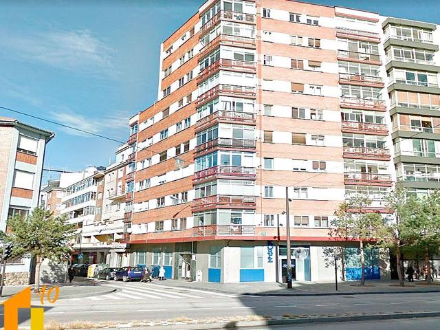 Piso en alquiler de  cuatro dormitorios , zona sur, SIN muebles. photo 0