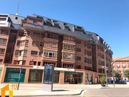 Exclusiva vivienda en avd. del Cid. photo 0