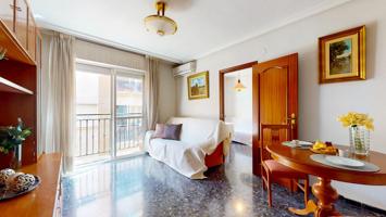 PISO EN VENTA EN CALLE FLORIDABLANCA photo 0