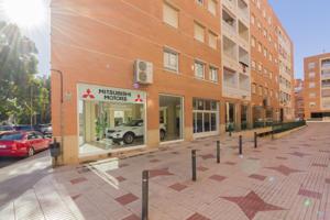 GRAN LOCAL COMERCIAL EN ORIHUELA (ZONA CENTRO DE SALUD ÁLVAREZ DE LA RIVA) photo 0