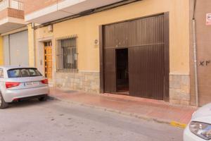 AMPLIO LOCAL COMERCIAL EN CALLOSA DE SEGURA. photo 0
