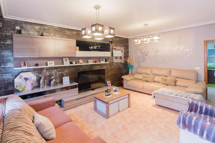 INCREÍBLE BUNGALOW EN RAFAL. photo 0