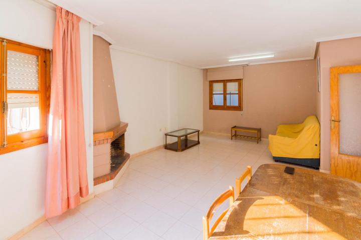 AMPLIO BUNGALOW CON GARAJE EN BENEJÚZAR. photo 0