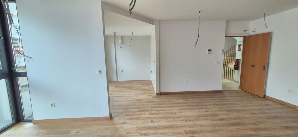 Piso En venta en Calle La Palma, Centro-Rambla, Almería photo 0