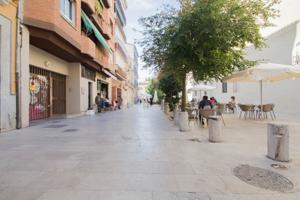Local comercial en Granada zona Centro, 183 m. de superficie, junto a la plaza de Derecho, photo 0