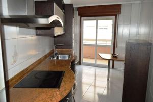 Piso En venta en Nuestra Señora De La Sainza, Casco Viejo, Ourense photo 0