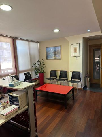 Casa En alquiler en Calle Teluro, Centro, Ourense photo 0