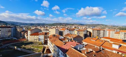 Dúplex En venta en Calle Curros Enríquez, Centro, Ourense photo 0