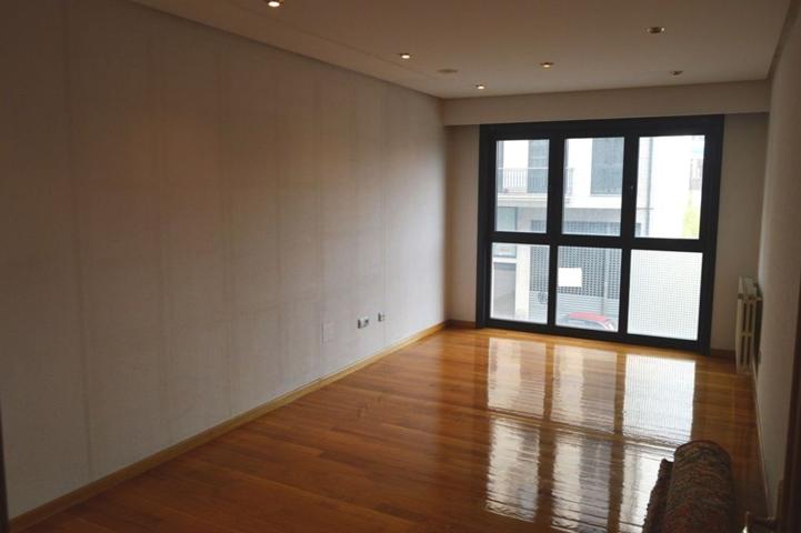 Piso En venta en Calle Nosa Señora Da Saínza, Posío, Ourense photo 0