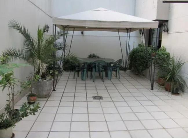 Piso En alquiler en Calle Xoan De Novoa, San Francisco, Ourense photo 0