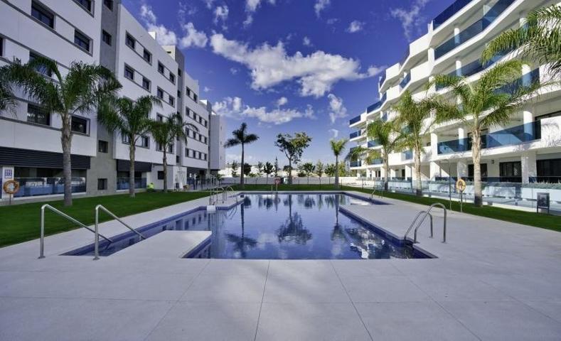 Planta baja de 3 dormitorios. Las Lagunas, Mijas Costa - Garaje y Trastero photo 0