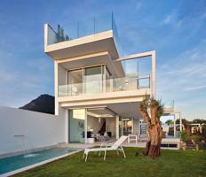Villa moderna y luminosa de Obra nueva, con parcela individual situada en Marbella photo 0