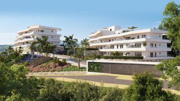 Apartamento Planta primera de 3 dormitorios, 2 baños, terraza y jardín con vistas al Mar. Estepona photo 0