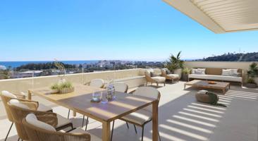 Apartamento planta baja de 3 dormitorios y 2 baños. Estepona photo 0