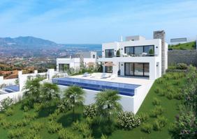 Villa de lujo de 3 dormitorios y 3 baños en La Mairena, Marbella-Ojén photo 0