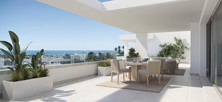 Apartamento primera planta de 4 dormitorios y 3 baños con vistas al mar. Estepona photo 0