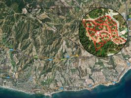 Parcela para construcción de 9 villas en La Mairena, Ojén photo 0