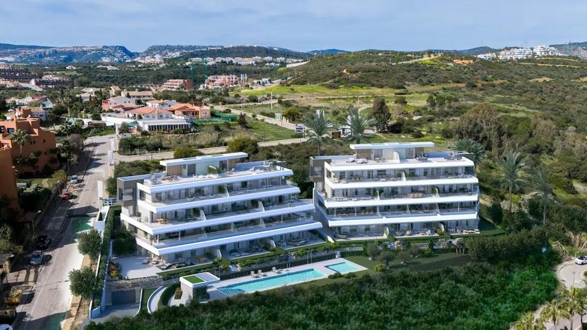 Apartamento planta baja de 1 dormitorio y 1 baño con vistas al mar en Buenas Noches, Estepona photo 0