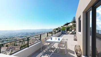 Apartamento de 2 dormitorios y 2 baños con vistas al mar. Mijas Pueblo photo 0