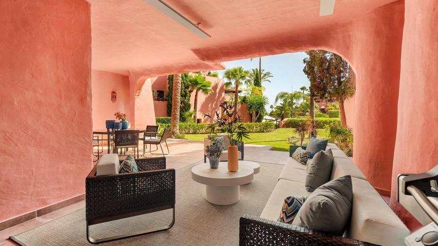 Apartamento planta baja de lujo de 3 dormitorios y 3 baños. Torre Bermeja, Estepona photo 0