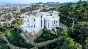 Villa de lujo de 12 dormitorios y 14 baños con vistas al mar. Reserva de Alcuzcuz, Benahavís photo 0