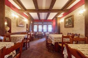 Restaurante Urb Marbesa 417m2, terraza de 56m2, cap.150 personas, Camping , 300mts playa photo 0