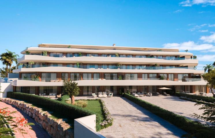 Apartamento planta baja de 3 dormitorios y 2 baños con vistas al mar. El Higuerón, Fuengirola photo 0