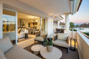 Ático dúplex de 3 dormitorios y 2 baños en Monte Paraiso, Marbella photo 0