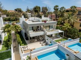 Pareado de lujo de 5 dormitorios y 3 baños cerca de Puerto Banús. Marbella photo 0