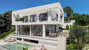 Villa de lujo de 3 dormitorios y 4 baños con vistas al golf. Valle Romano, Estepona photo 0
