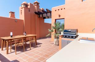 Adosado de lujo reformado. 4 dormitorios y 3 baños. Monte Marbella Club, Marbella photo 0