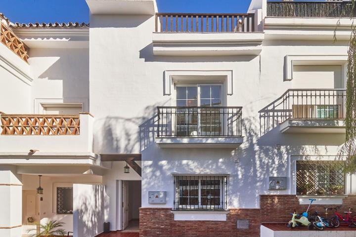 Adosado de 3 dormitorios y 3 baños con vistas al Golf. Alhaurín de la Torre photo 0