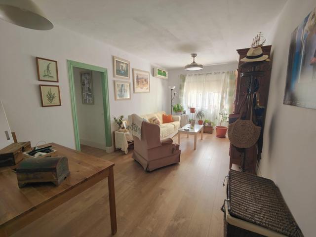 Piso en venta en la zona de Cayetano Roldan photo 0