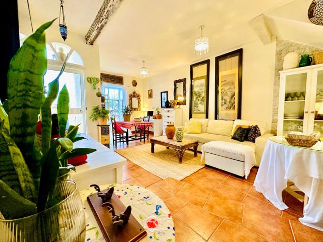 Adosado en la zona de Camposoto. photo 0