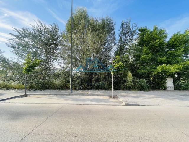 Terreno en venta en Talavera de la Reina de 165 m2 photo 0