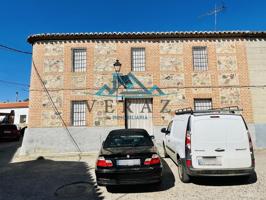 Casa - Chalet en venta en San Martin de Pusa de 200 m2 photo 0