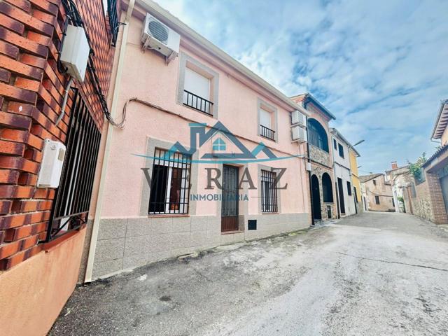 Casa De Pueblo en venta en Oropesa de 136 m2 photo 0