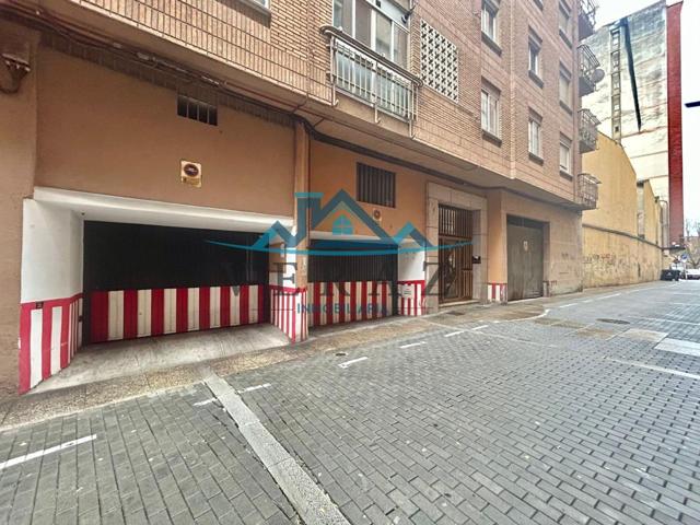 Plaza De Parking en venta en Talavera de la Reina de 10 m2 photo 0