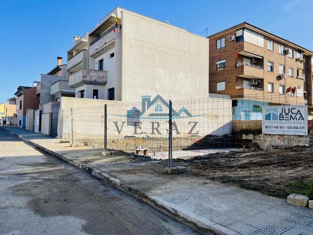 Terreno en venta en Talavera de la Reina de 148 m2 photo 0