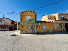 Casa - Chalet en venta en Alberche del Caudillo de 110 m2 photo 0