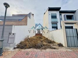 Terreno en venta en Talavera de la Reina de 148 m2 photo 0