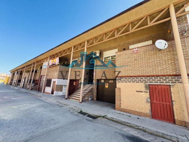 Adosado en venta en Talavera de la Reina de 320 m2 photo 0